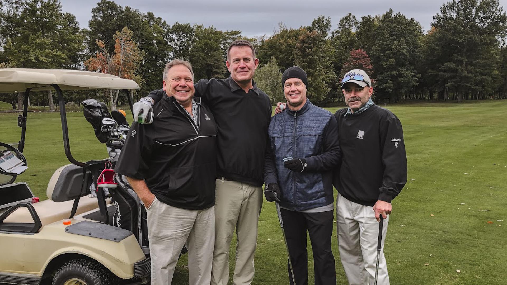 GOLF 4 Opey - Benefit Scramble 5